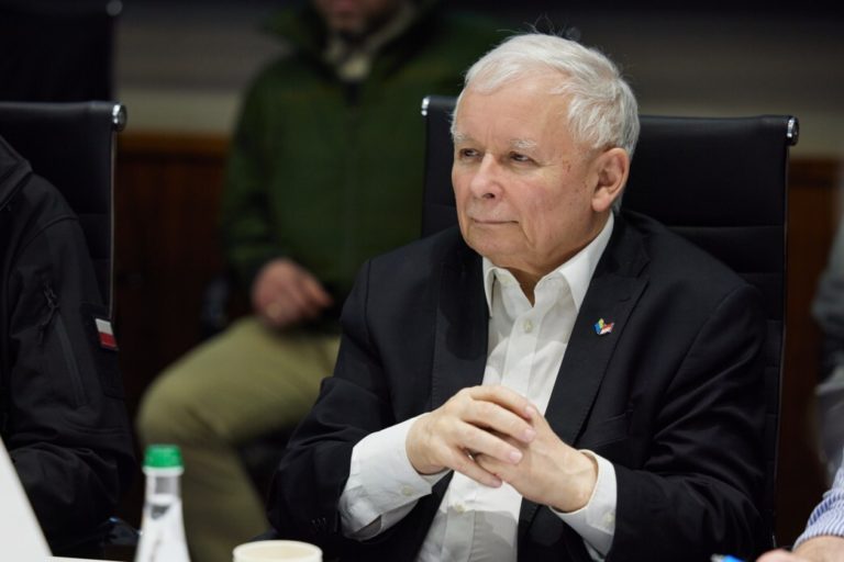 Вице-премьер Польши призывает создать в Украине международную миротворческую миссию