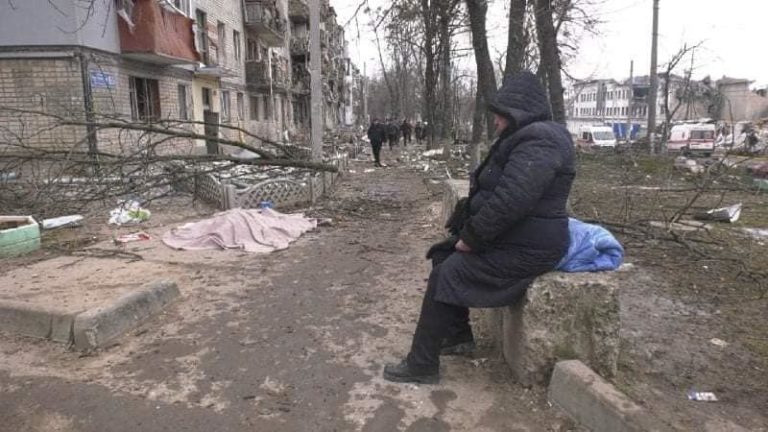 С начала войны России в Украине погибло более 2000 мирных жителей
