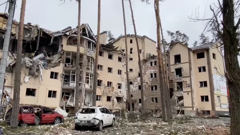 (ВИДЕО) Украинские войска освободили Ирпень под Киевом
