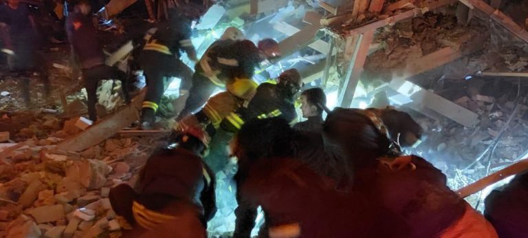 (ФОТО) UPD Последствия обстрела Житомира: двое погибли, трое ранены