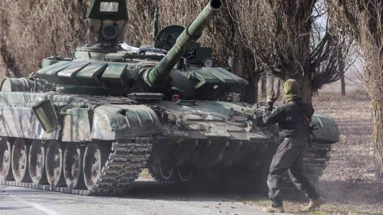 Британская разведка: Российские подразделения вернулись в Беларусь и Россию из-за серьезных потерь
