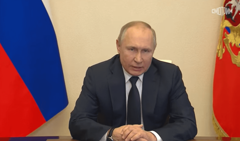 Путин обещает достигнуть военных целей на Донбассе