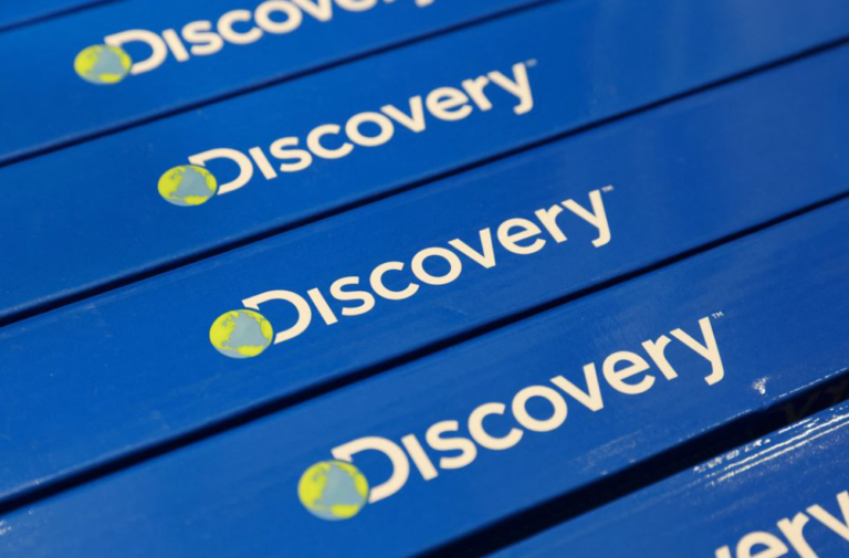 Discovery приостановит трансляцию 15 телеканалов в России