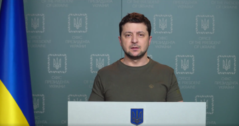 «Я горжусь вами, и все вами гордятся». Зеленский выступил с новым обращением к украинцам