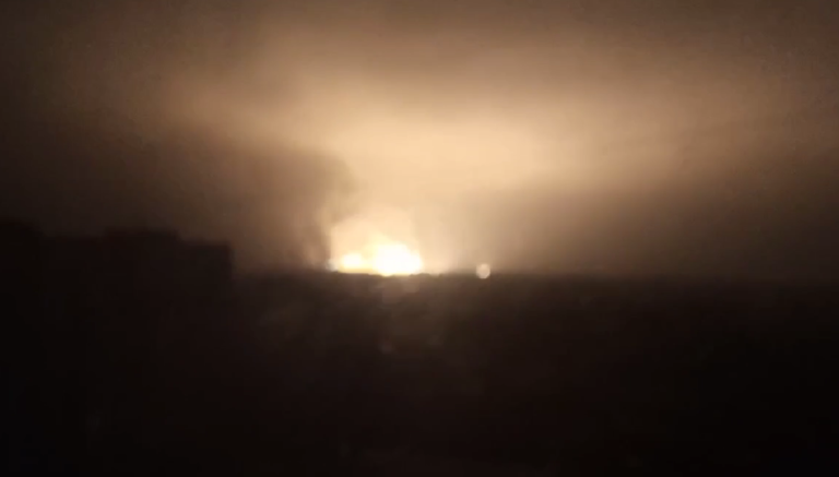 (ВИДЕО) Мощный взрыв в Чугуеве рядом с аэропортом