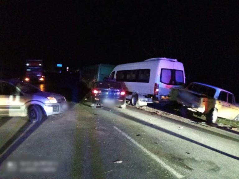 (ФОТО) Пьяная за рулём спровоцировала тройное ДТП в Дондюшанском районе