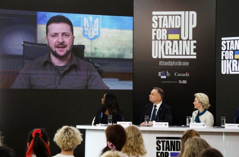 Украина заполнила анкету для вступления в ЕС