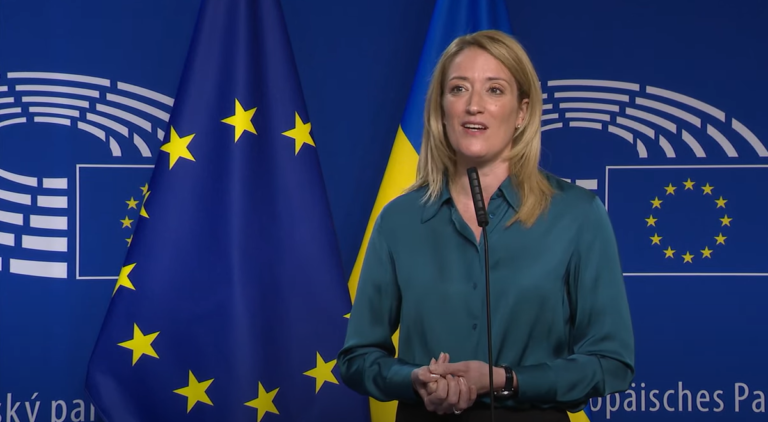На следующей неделе ЕС рассмотрит заявки на вступление Молдовы, Украины и Грузии. Санду пригласили выступить