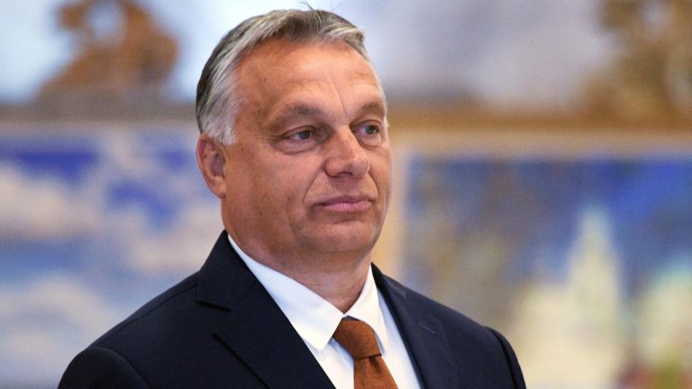 Орбан потребовал от ЕС добиться возобновления транзита газа через Украину