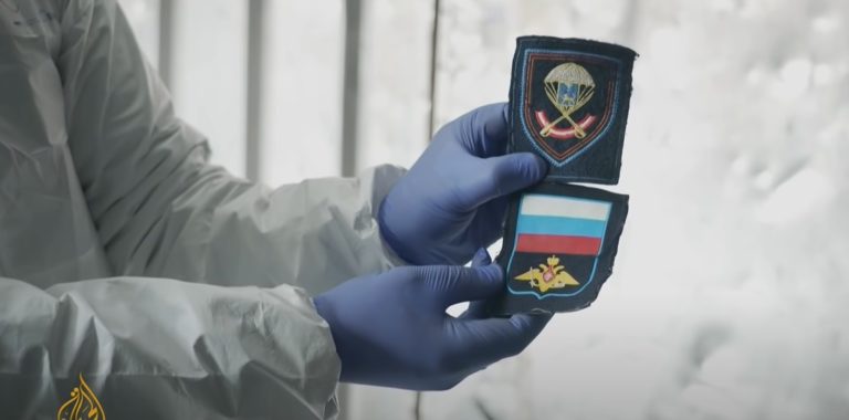 Катарский телеканал показал вагон-рефрижератор с телами убитых в Украине российских военных