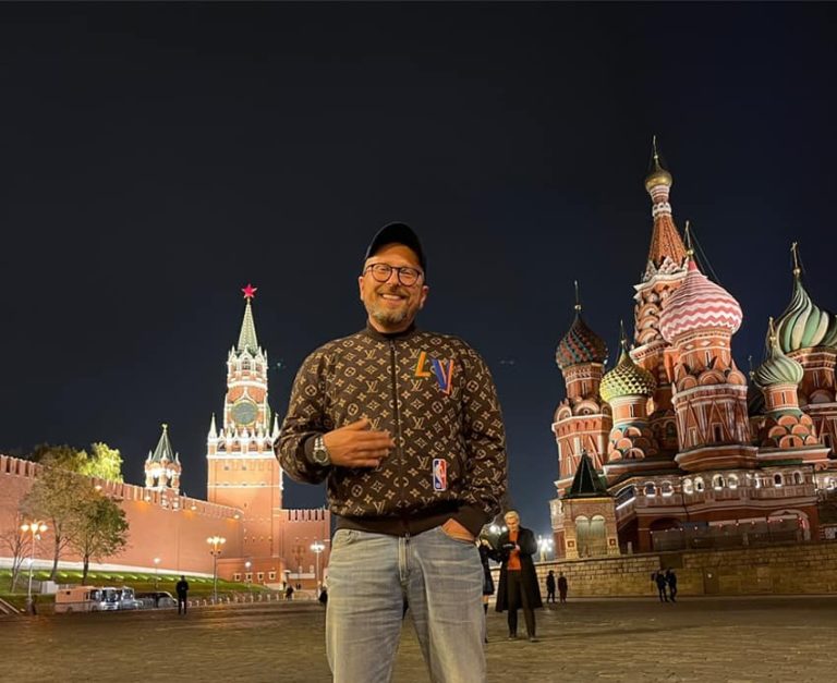 Пророссийский блогер из Украины Анатолий Шарий задержан в Испании по делу о госизмене