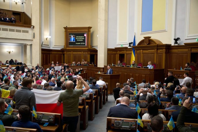«Я лично не успокоюсь, пока Украина не станет членом ЕС». Президент Польши Анджей Дуда выступил в Верховной Раде