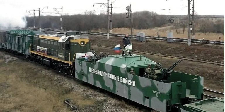 СМИ: украинские партизаны в Мелитополе взорвали российский бронепоезд