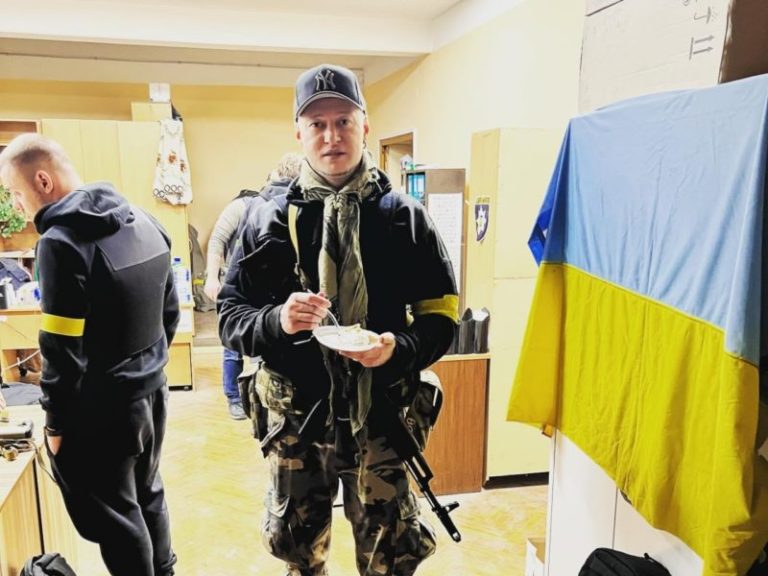 Лидер «Бумбокса» Андрей Хлывнюк уехал воевать на восток Украины