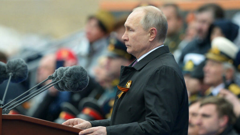 Владимир Путин: «Как и в 1945 году, победа будет за нами»