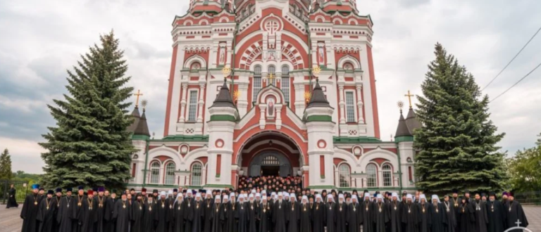 Украинская православная церковь объявила о полной независимости от Московского патриархата
