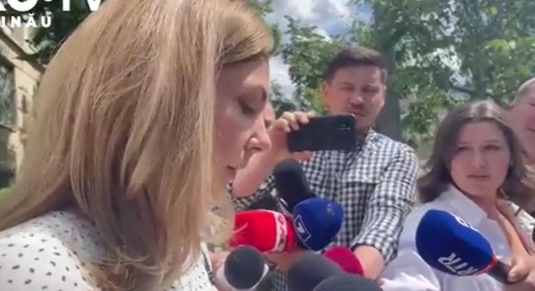 Галине Додон запретили покидать страну в течение двух месяцев