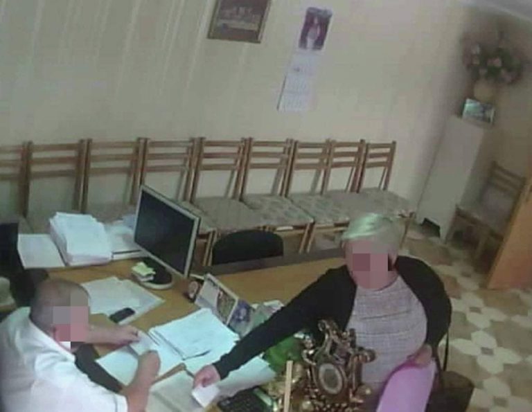 За «откаты» на детском питании в школах и детсадах Кишинева задержаны директор МП и три поставщика