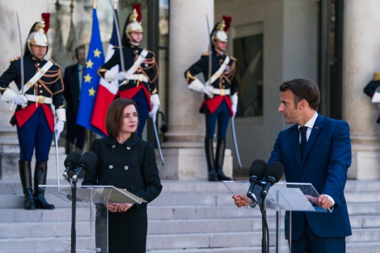 Президент Франции Макрон посетит Молдову и Румынию на следующей неделе. Визит в Украину пока не назначен