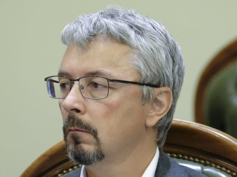 Министр культуры Украины выступил против решения перенести Евровидение в Великобританию