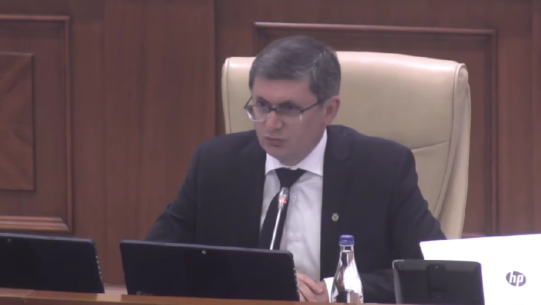 Молдова отмечает 32 года со дня провозглашения суверенитета. Гросу пожелал, чтобы следующим великим проектом страны стала интеграция в ЕС
