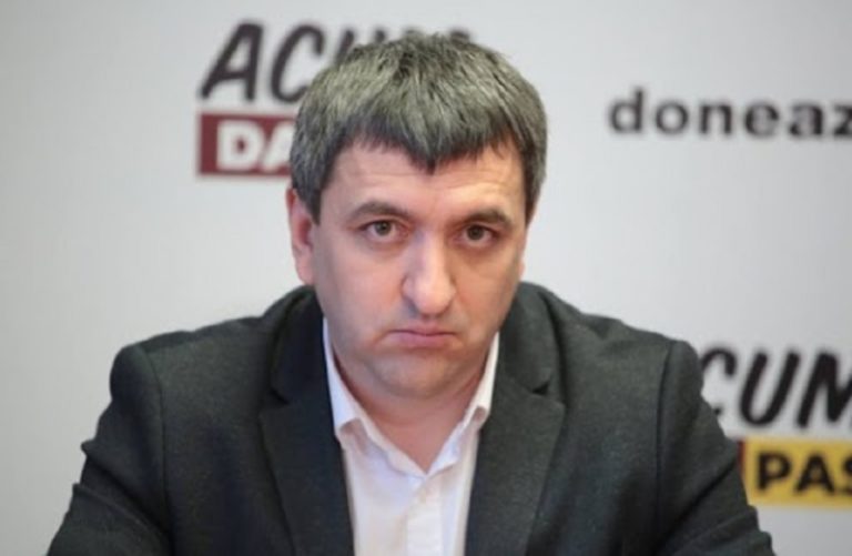 Заявления Плахотнюка о затягивании экстрадиции являются ложными — депутат Карп