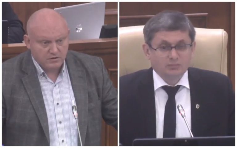 Депутаты коммунисты и социалисты требуют извинений от спикера парламента Игоря Гросу