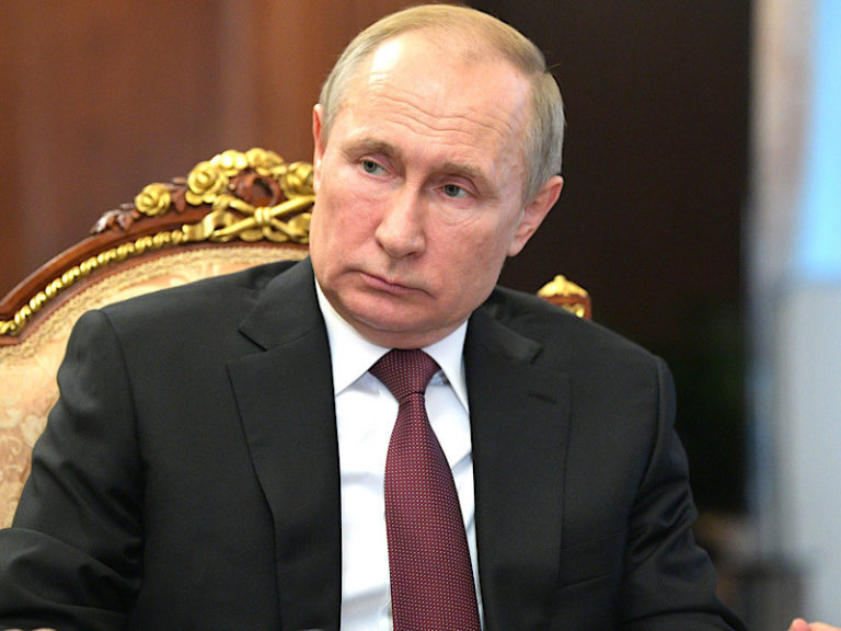 «Мерзни, мерзни, волчий хвост» — Путин пригрозил остановить поставки энергоресурсов в ЕС