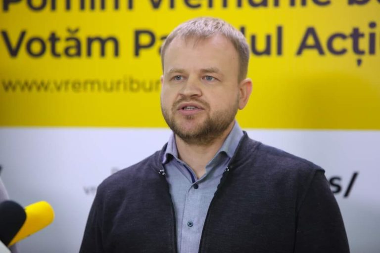 Парламент принял отставку депутата PAS Дорела Юрку. Кто его заменит?