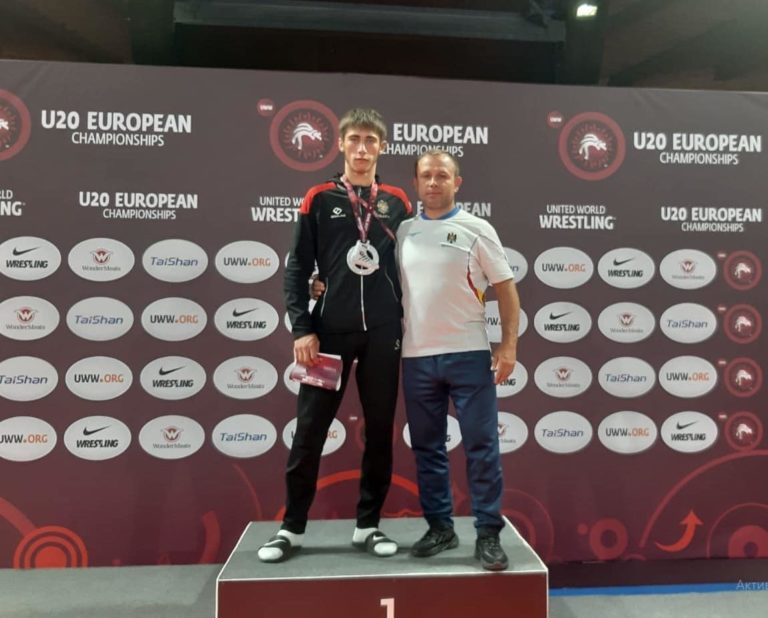 Борец из Гагаузии завоевал серебро на чемпионате Европы среди юниоров