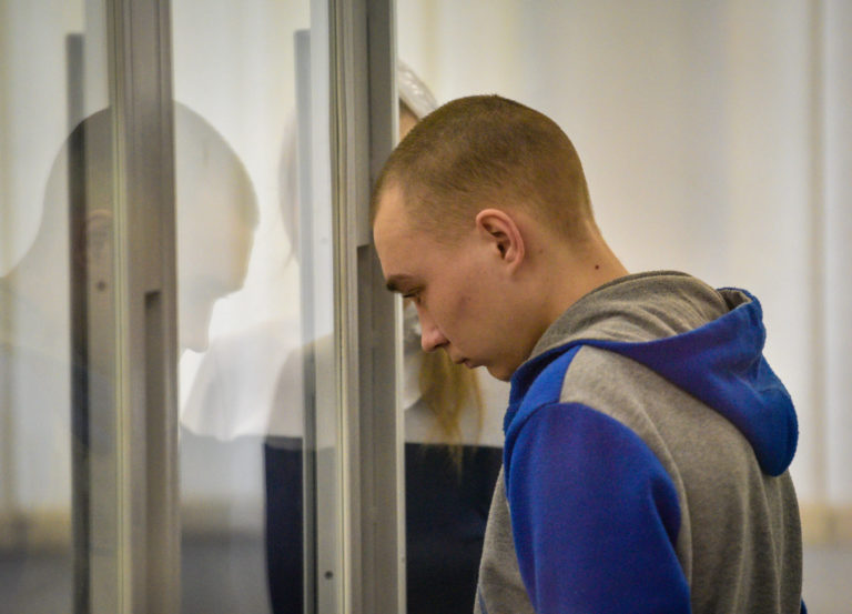Суд в Украине изменил приговор российскому военному: с пожизненного на 15 лет￼