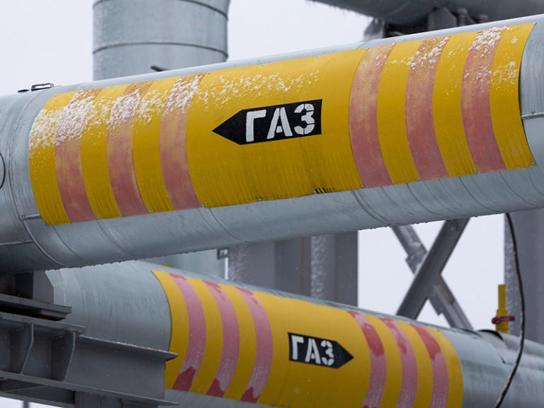 РФ уменьшает поставки газа в Европу из-за «форс-мажора»