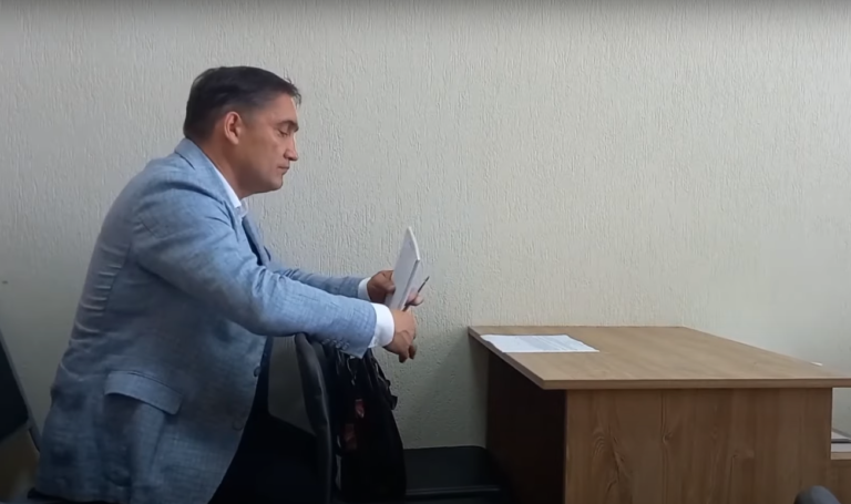 Дело, по которому Стояногло обвиняется в освобождении Платона, уже в суде