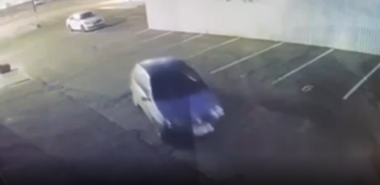 (Видео)17-летний подросток угнал автомобиль и попал в ДТП