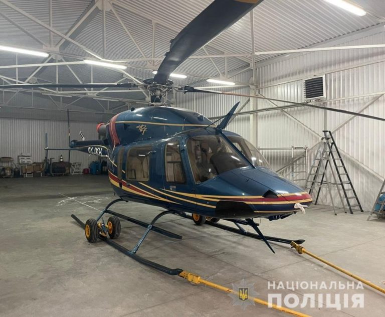 Вертолет и самолет Медведчука передали для нужд украинской армии