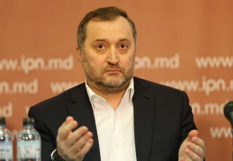 Подруга Филата подала в суд на Центр журналистских расследований и требует раскрыть источники