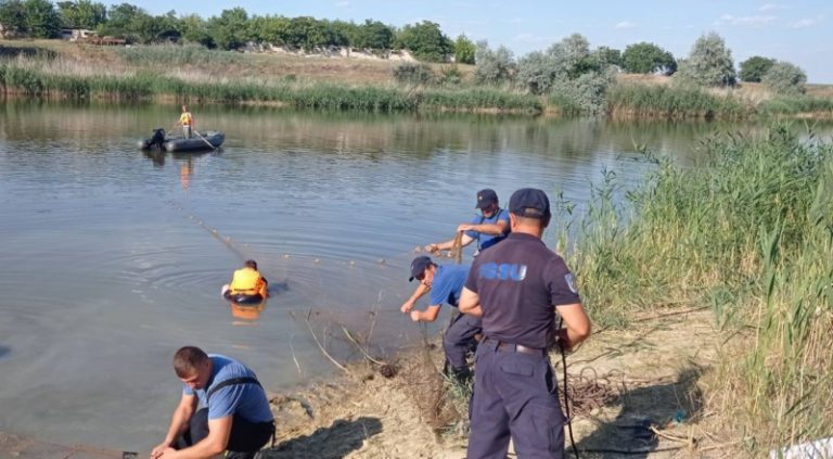 (UPD) В озере Комратского района утонули три человека: один ребенок и двое взрослых