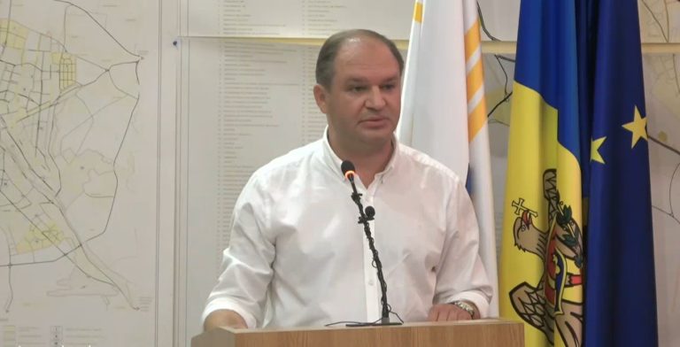Мэр Кишинева официально запускает свою партию