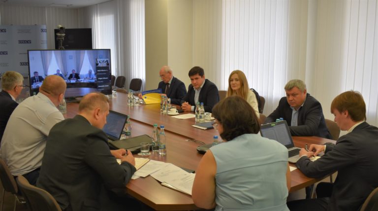 (ФОТО) Впервые за 2 года прошло заседание рабочих групп Кишинева и Тирасполя по телекоммуникациям и почтовым услугам