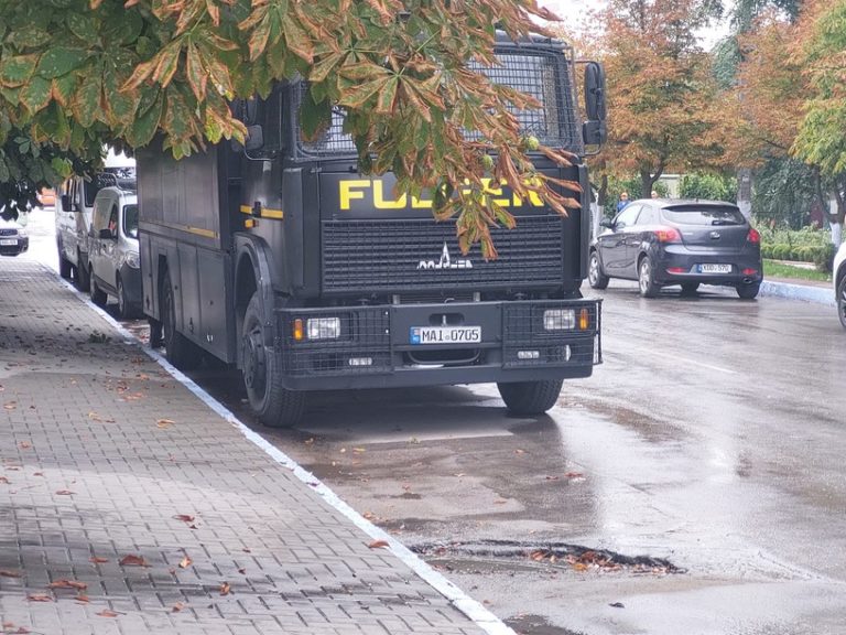 (ФОТО/ВИДЕО) Fulger проводит учения в Комрате