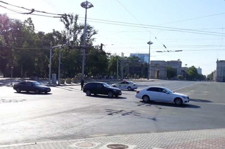 24 и 26 августа площадь Великого Национального собрания будет перекрыта из-за репетиций Дня независимости