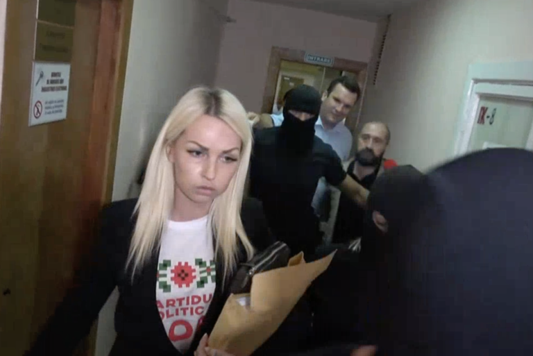 Марина Таубер ожидает решения суда о продлении ее ареста