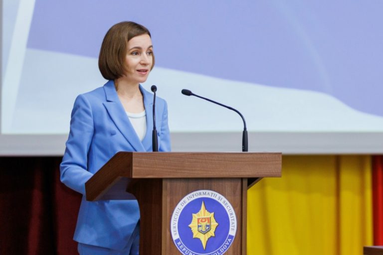 Санду в интервью POLITICO ответила на вопрос о возможности вступления Молдовы в НАТО