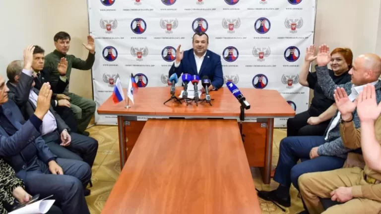 В «ДНР» и «ЛНР» предложили немедленно провести референдумы о присоединении к России