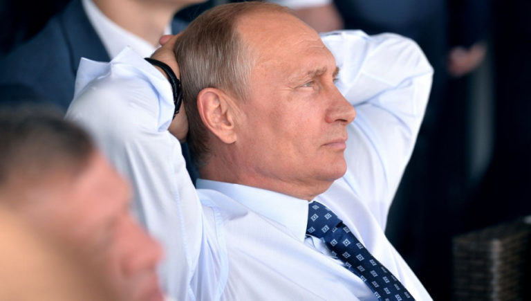Би-би-си: за здоровьем Путина на Восточном экономическом форуме следили 12 врачей