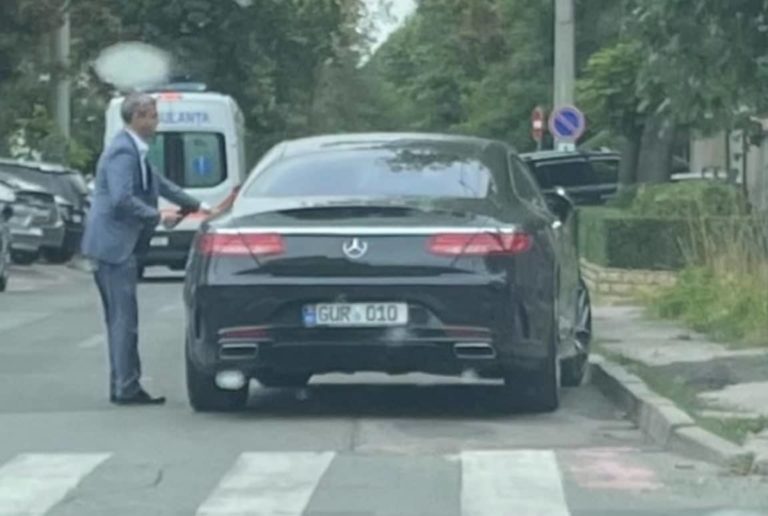 Экс-прокурор по борьбе с коррупцией ездит на авто за 100 000 евро