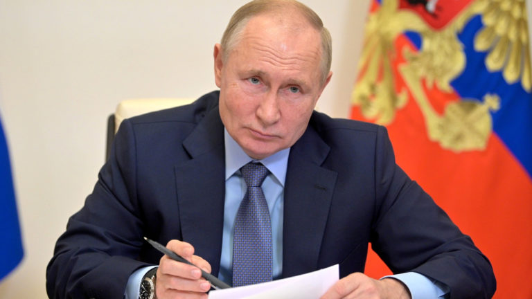 Путин подписал законы о вхождении в состав России четырех аннексированных регионов Украины