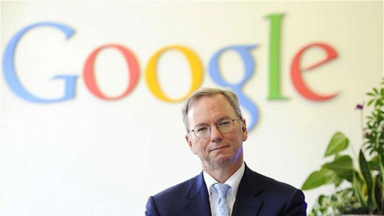 Экс-глава Google: на войне Украина эффективно использует современные технологии