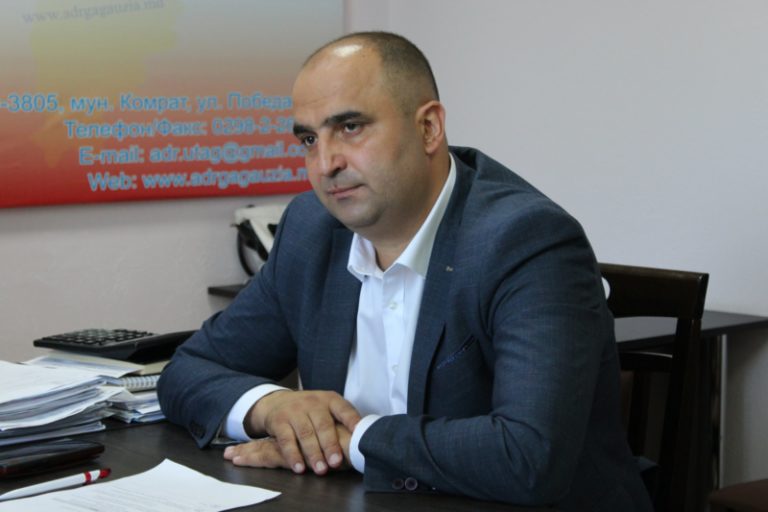 Вице-примара Комрата отстранили от должности. Примар предлагал выплатить ему отпускные и компенсацию  