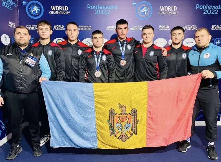 Борец из Гагаузии Иван Инкизли завоевал бронзовую медаль на чемпионате мира